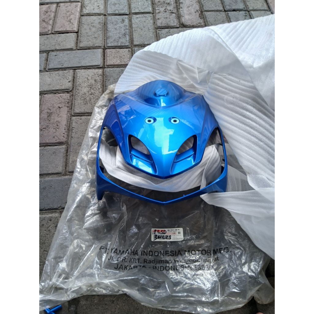 28D - F8311 - 00 - P3 TAMENG DADA YAMAHA MIO SPORTY  SMILE BIRU ORIGINAL BARU YGP ASLI