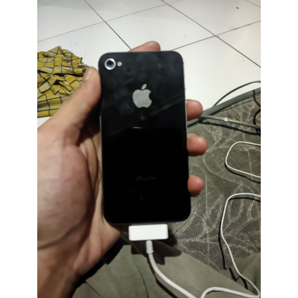 iPhone 4s