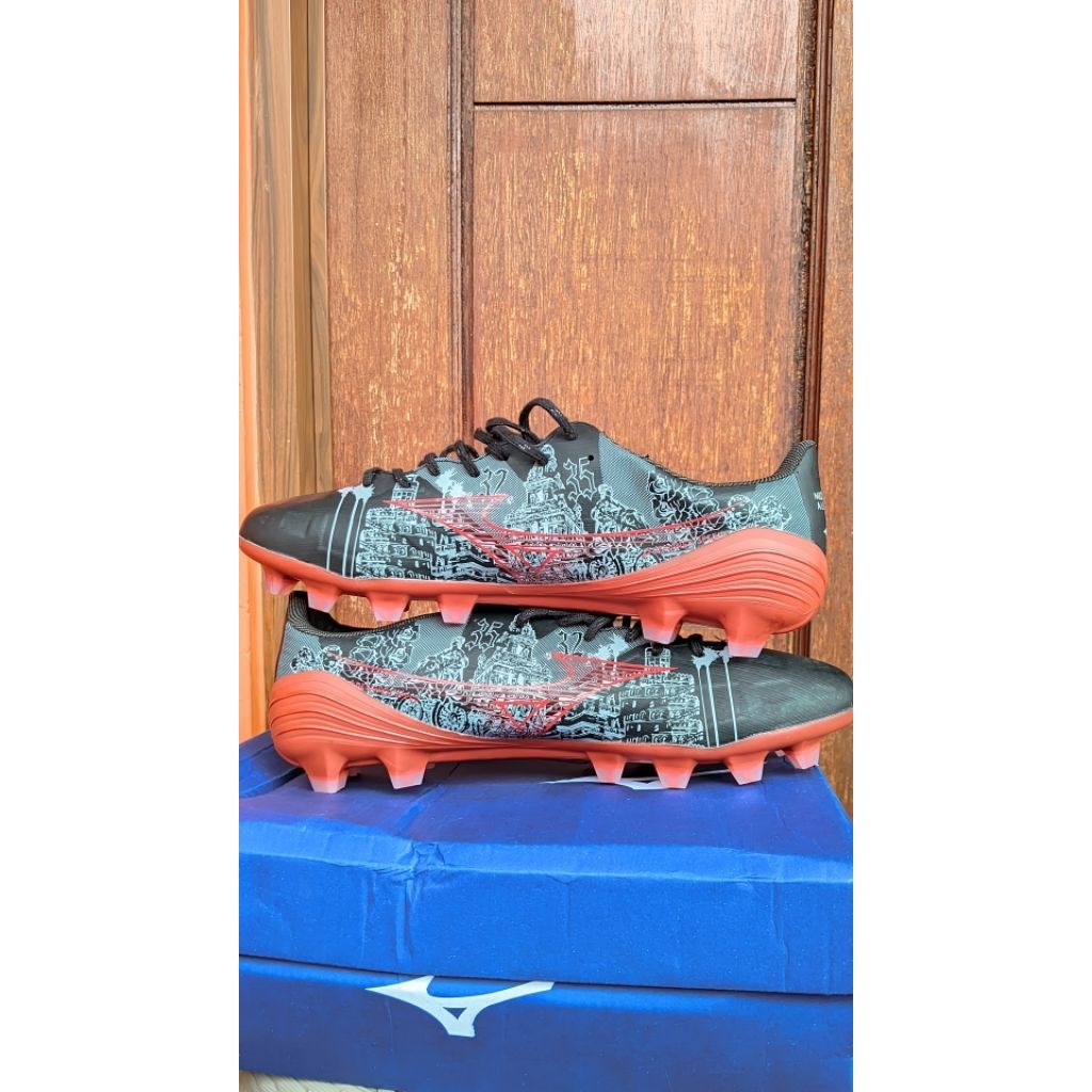 sepatu Bola Mizuno alpha colabs Sergio ramos