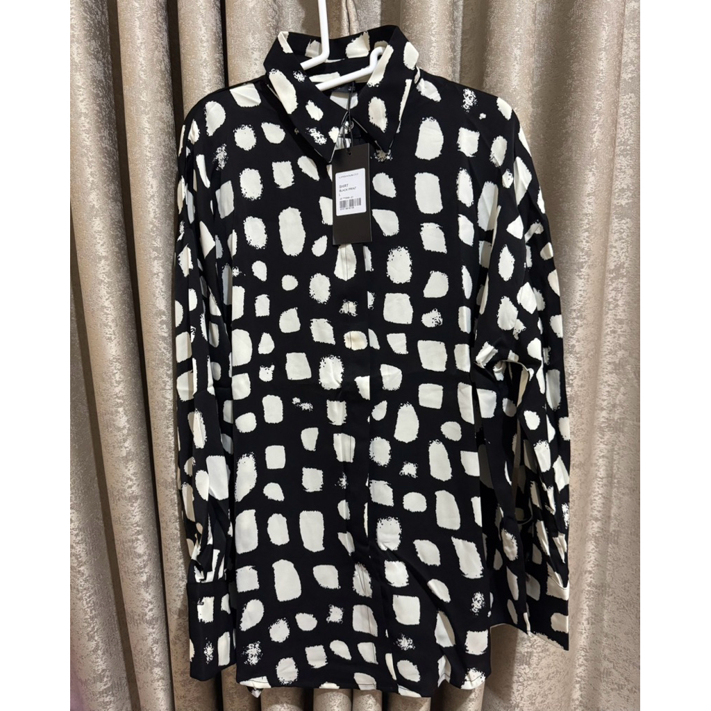 Baju Kemeja wanita motif print merk urban n co uk L (Baru)