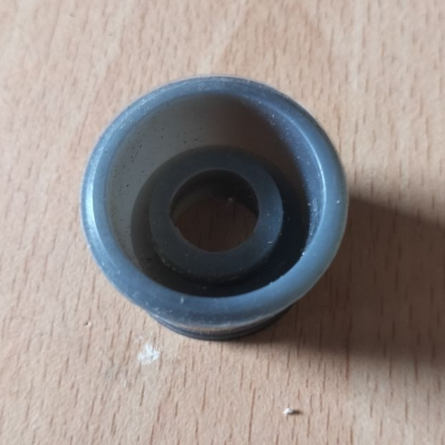 KARET UAP BAWAH MAGIC COM MIYAKO BODI STAINLESS STEEL