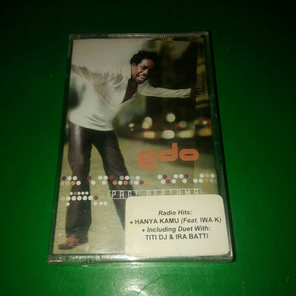 kaset Edo kondologit pagi pertama