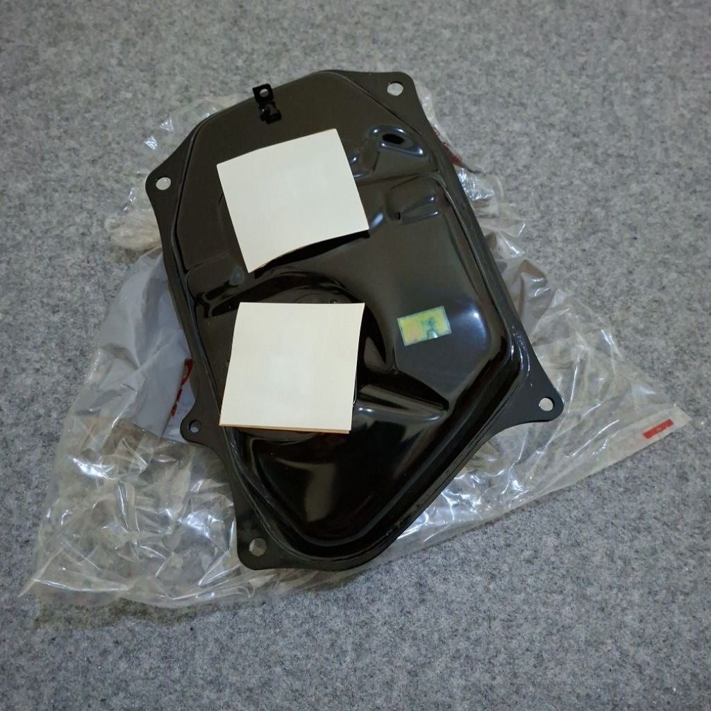 Fuel Tank Tanki Tangki Tengki Bensin Honda Vario 110 Old Techno Lama Karbu Asli Original 17510-KVB-9