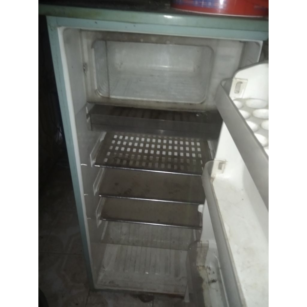 kulkas 1 pintu bekas