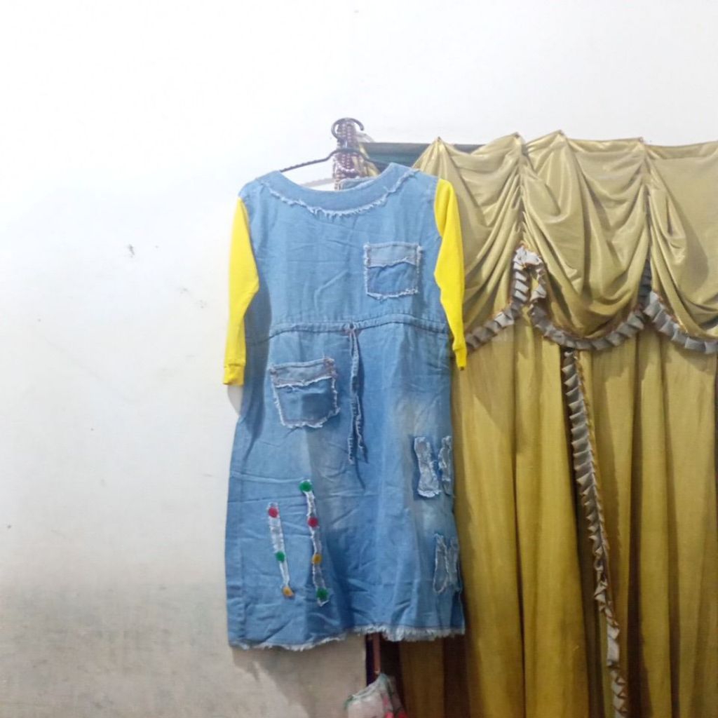 gamis anak remaja  preloved pribadi ld 90 pB 105 /gamis soft jeans