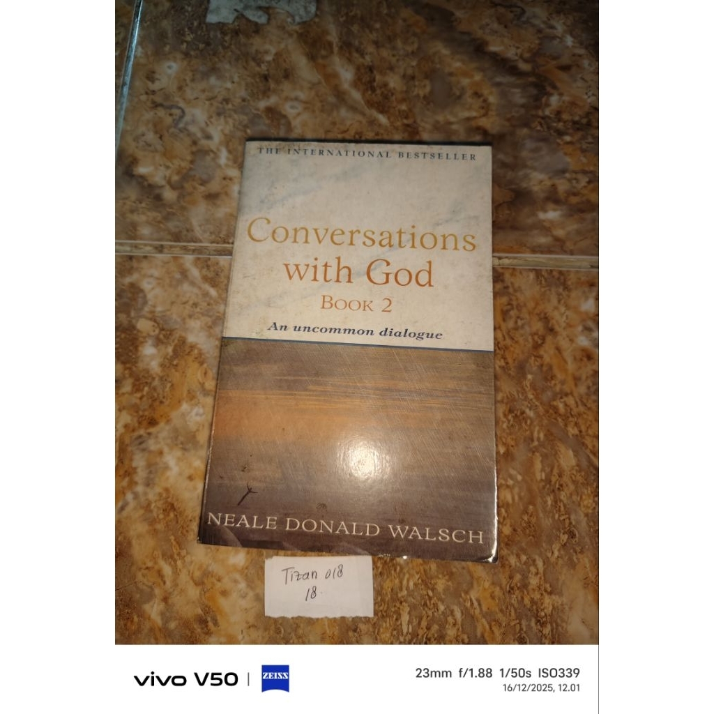 Buku Conversations with God book 2 by Neale Donald