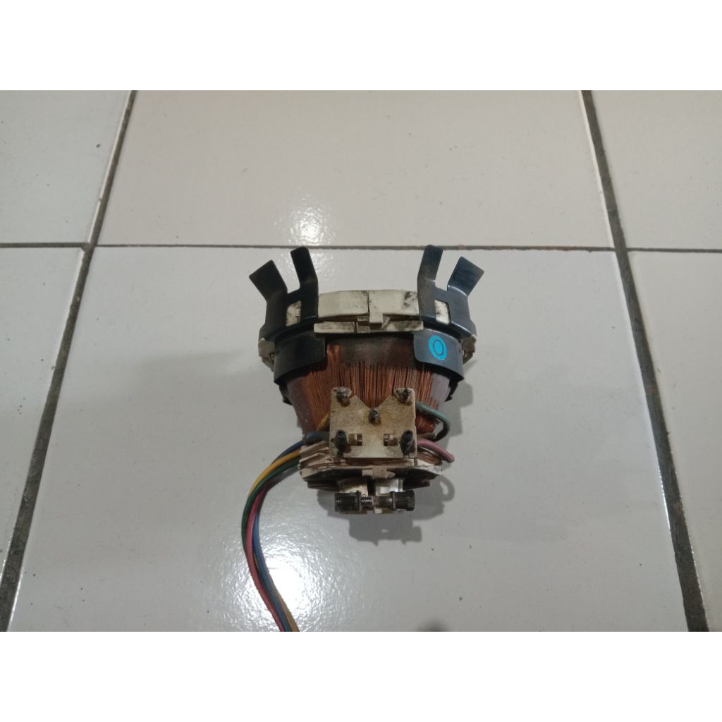 konde yoke tv Panasonic AV stereo leher kecil