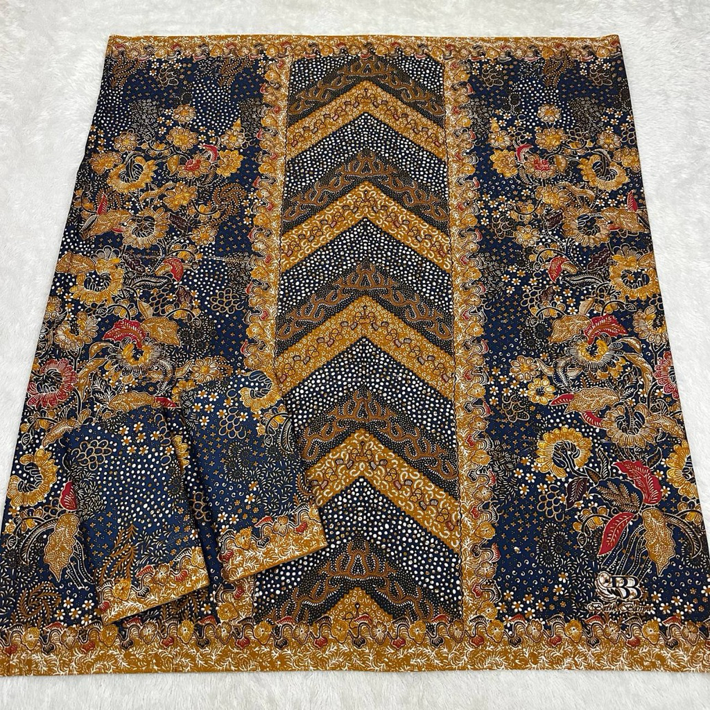 SARUNG BATIK PEKALONGAN PRIA TERLARIS MASA KINI BAHAN TEKSTIL EXCLUSIVE SARUNG BATIK GUS IQDAM SANTR
