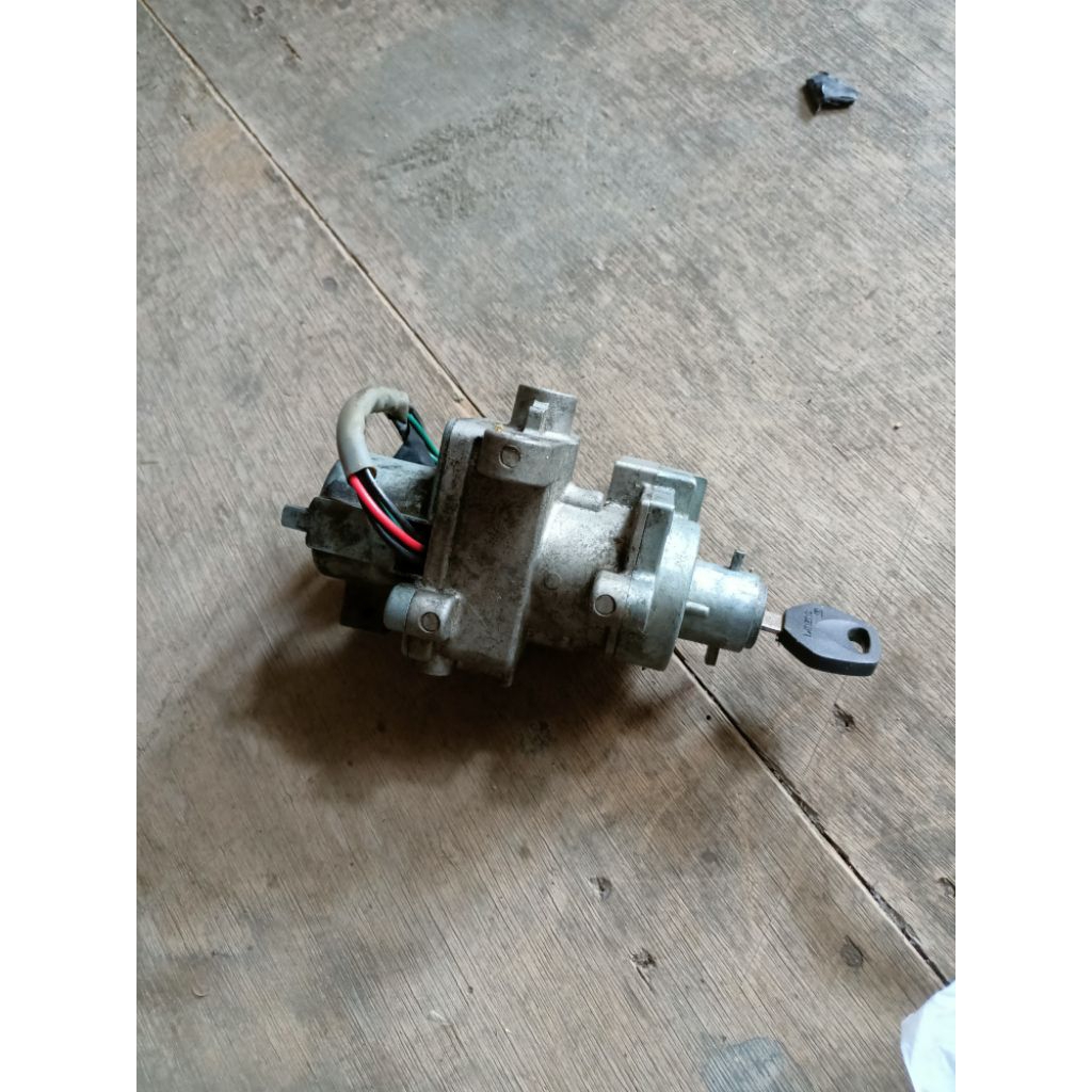 Rumah kunci kymco metica tusbol