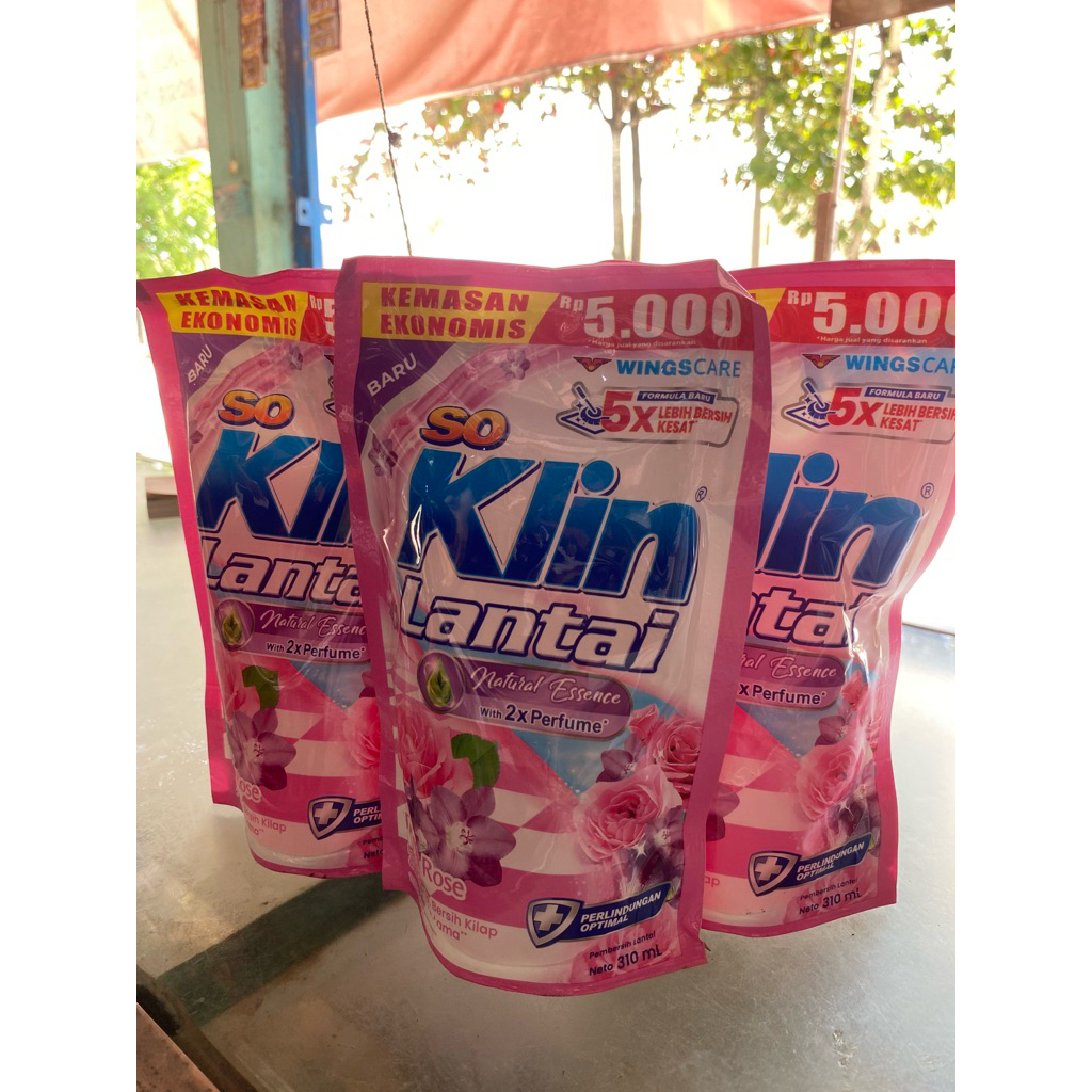 SoKlin Lantai Refill