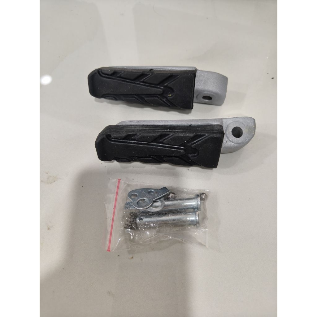 Footstep Depan CB150R CBR150 Injakan Kaki Step Depan Motor