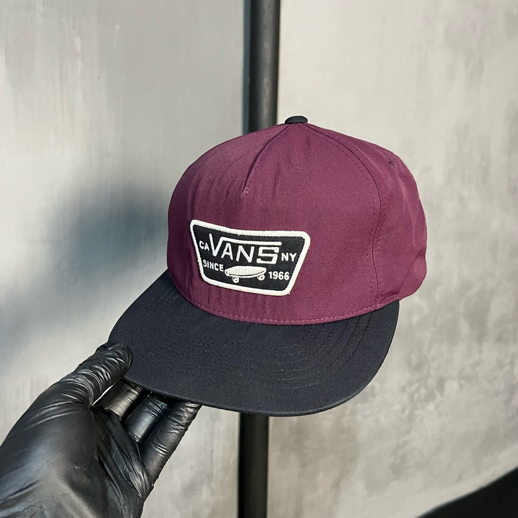 Topi vans x starter two tone