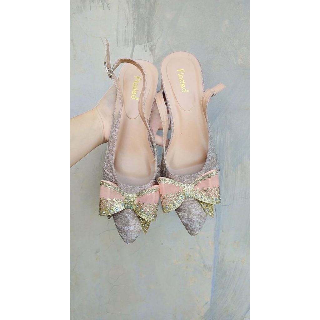 Heels Fladeo pita warna Gold hak 5cm size 39 ( chat terlebih dahulu )