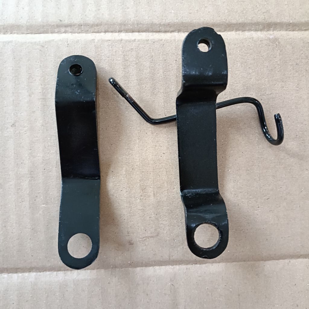 Bracket brecket braket breket pangkon dudukan adaptor tebeng sayap Yamaha Vega r new vega new r orig