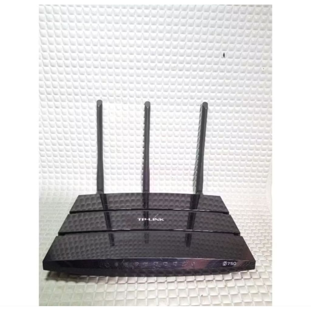 ROUTER TP-LINK WDR4300 N750 WIRELESS DUAL BAND GIGABIT + ADAPTOR