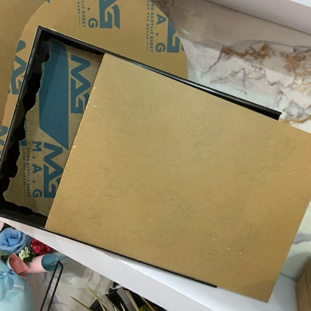 PIGURA AKRILIK HITAM  TRANSPARAN FREE PACKING KAYU / BINGKAI FOTO / PIGURA MAHAR / PIGURA 3D / PIGUR