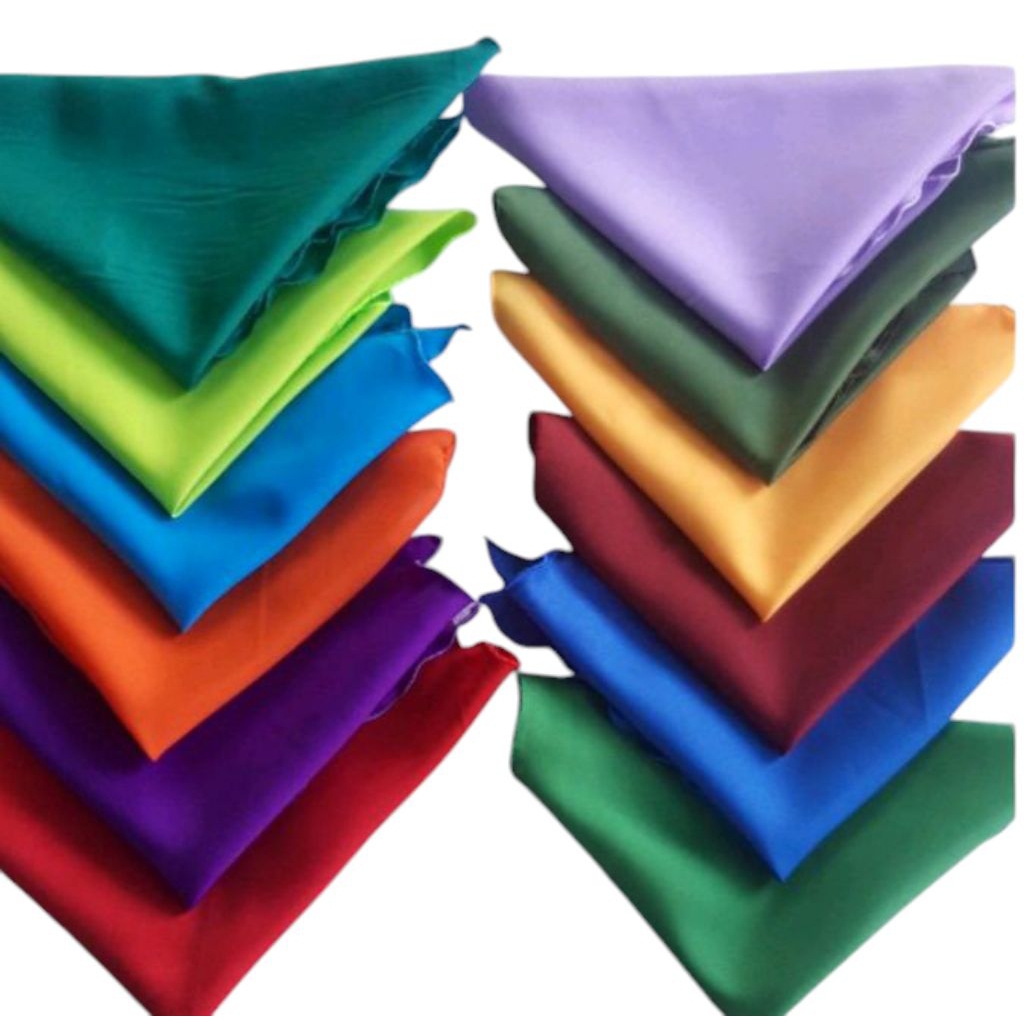 Slayer Scraf Bandana Segitiga Polos Warna Sal slayer polos segitiga ukuran 75 ×75