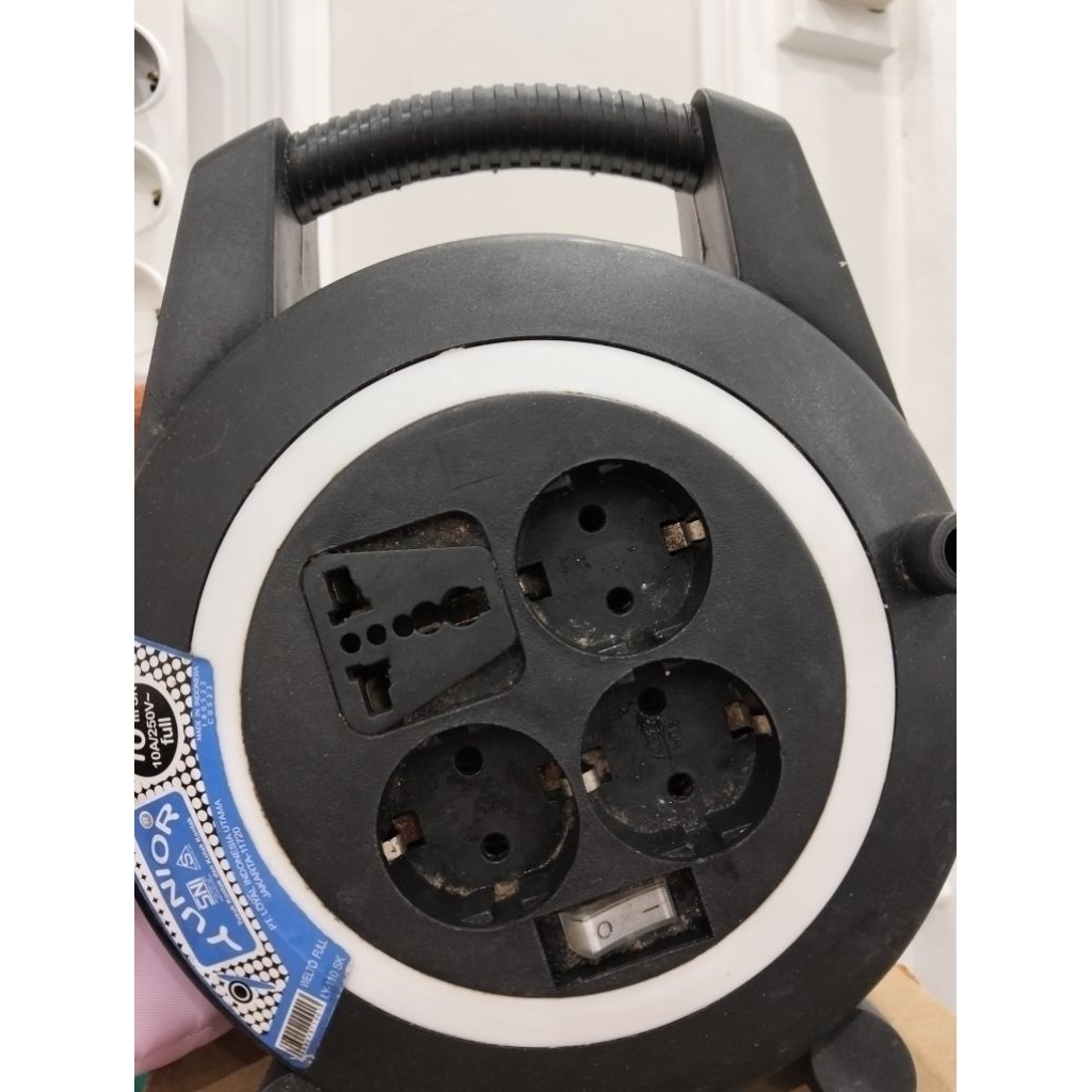 Terminal Listrik stop kontak hitam 10m