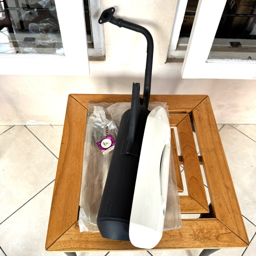 Knalpot Assy Muffler Scoopy Karbu Original AHM 18301-KYT-940