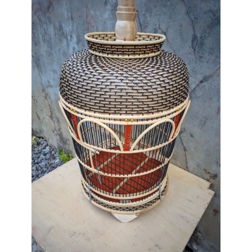 Sangkar Perkutut Minion Klasik Bambu Rotan Tahan Lama