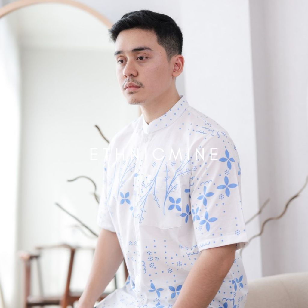 Kemeja Kembang Merekah Laki-Laki Batik Raya Ethnicmine