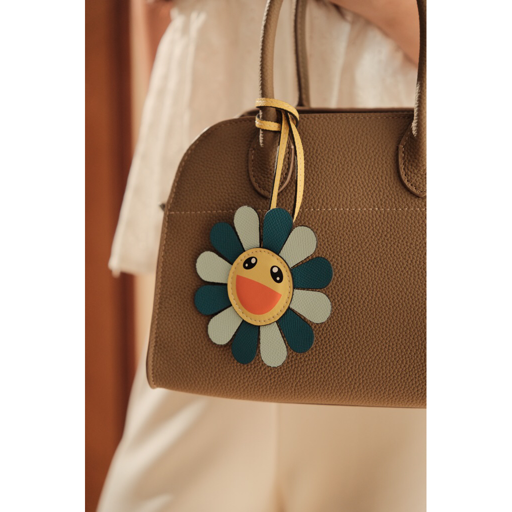 Arda Brand Sunflower Bag Charm (Asli Kulit)