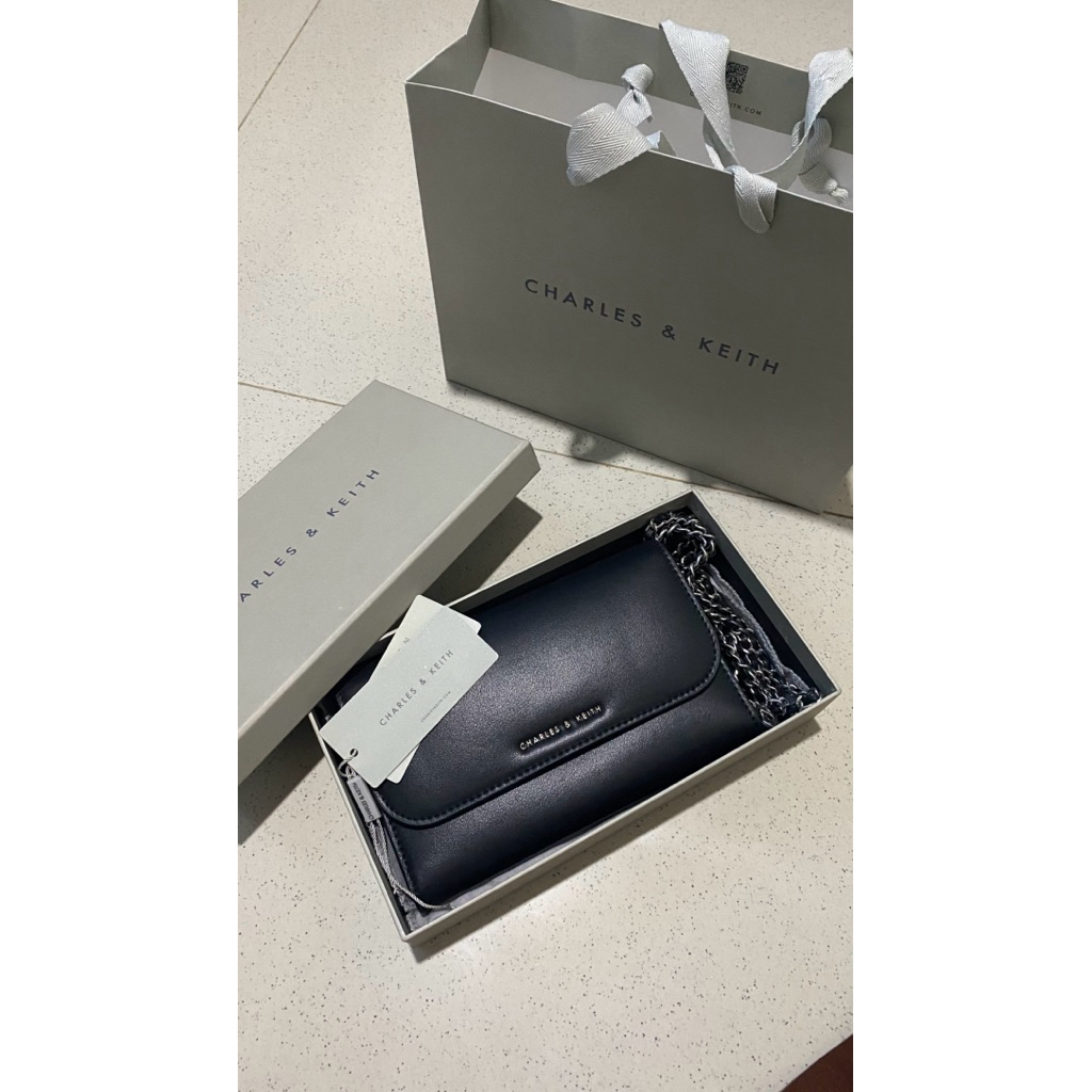 PRELOVED Dompet CnK Ori Hitam