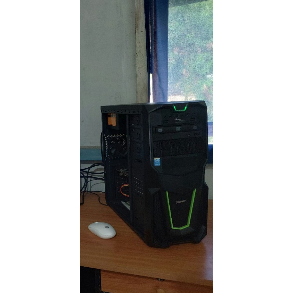 Pc amd fullset monitor 19 inch bergaransi