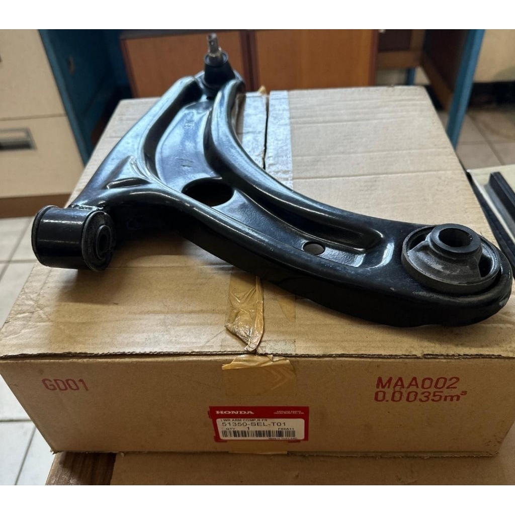 Lower arm kanan jazz idsi vtec gd3