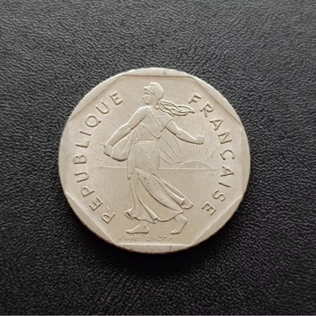 Koin 2 Francs France Perancis Tahun Acak Souvenir Mahar  Koleksi Uang Logam Coin Bekas Lama Kuno Ant