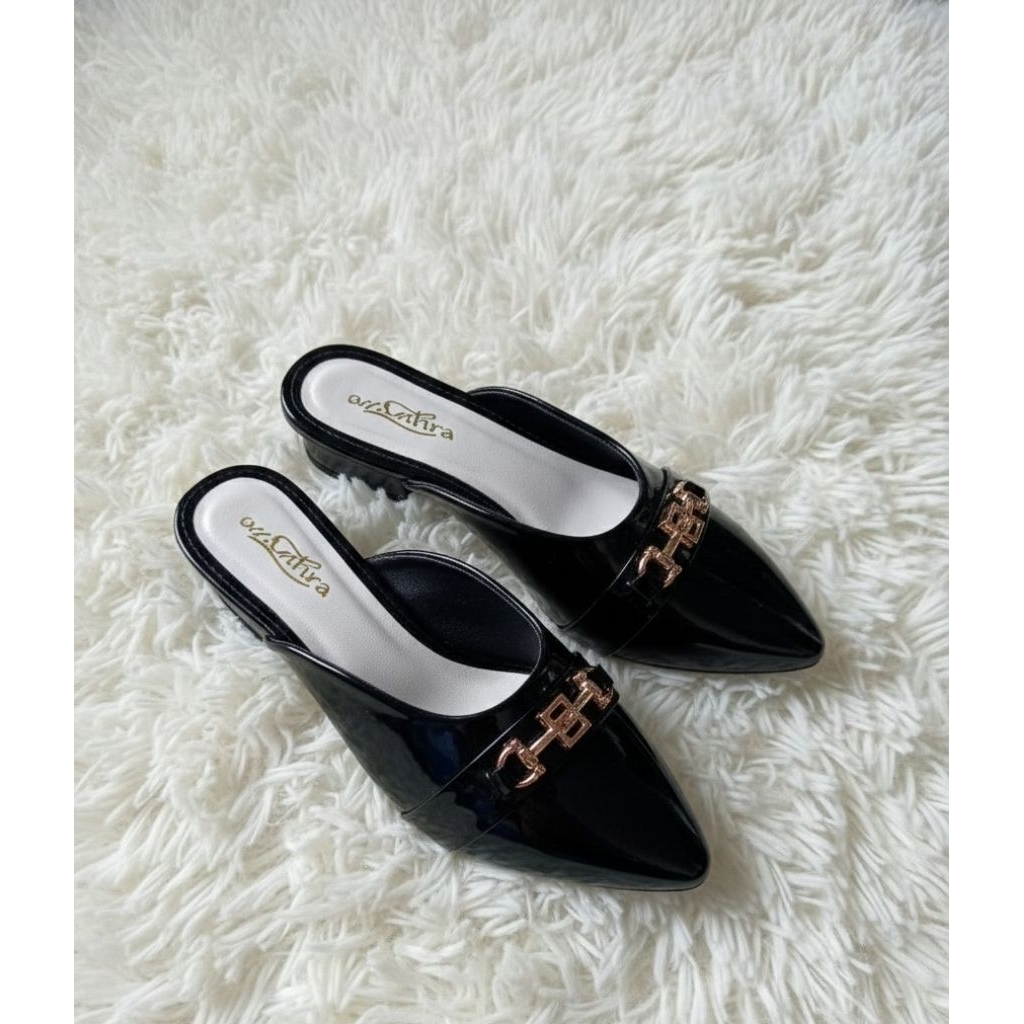 Heels wanita model gesper hak tahu 3cm heels wanita kondangan