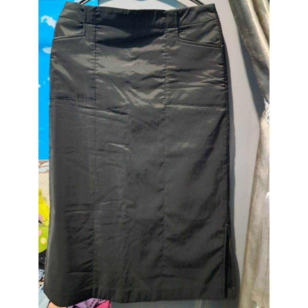 Rok Model Span (versi lebih panjang)