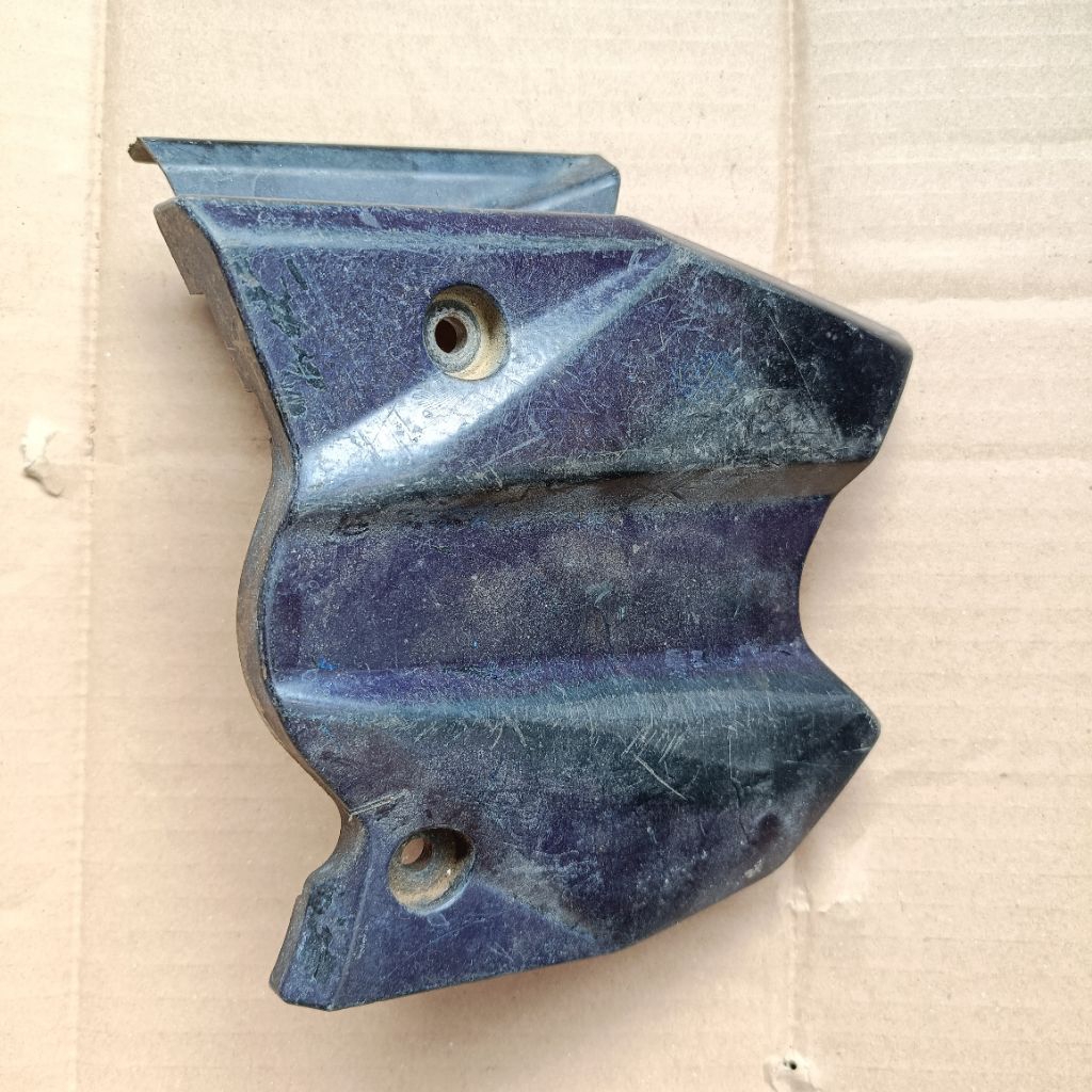 Cover gear depan tutup gir depan Yamaha Vega zr vega new zr original lepasan motor