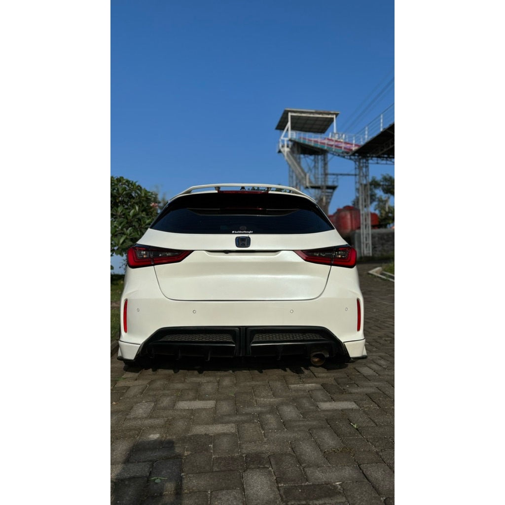 spoiler city hatchback