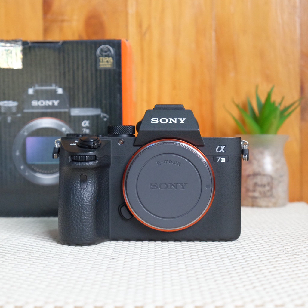 SONY A7 MARK III A7III Body only Second Likenew
