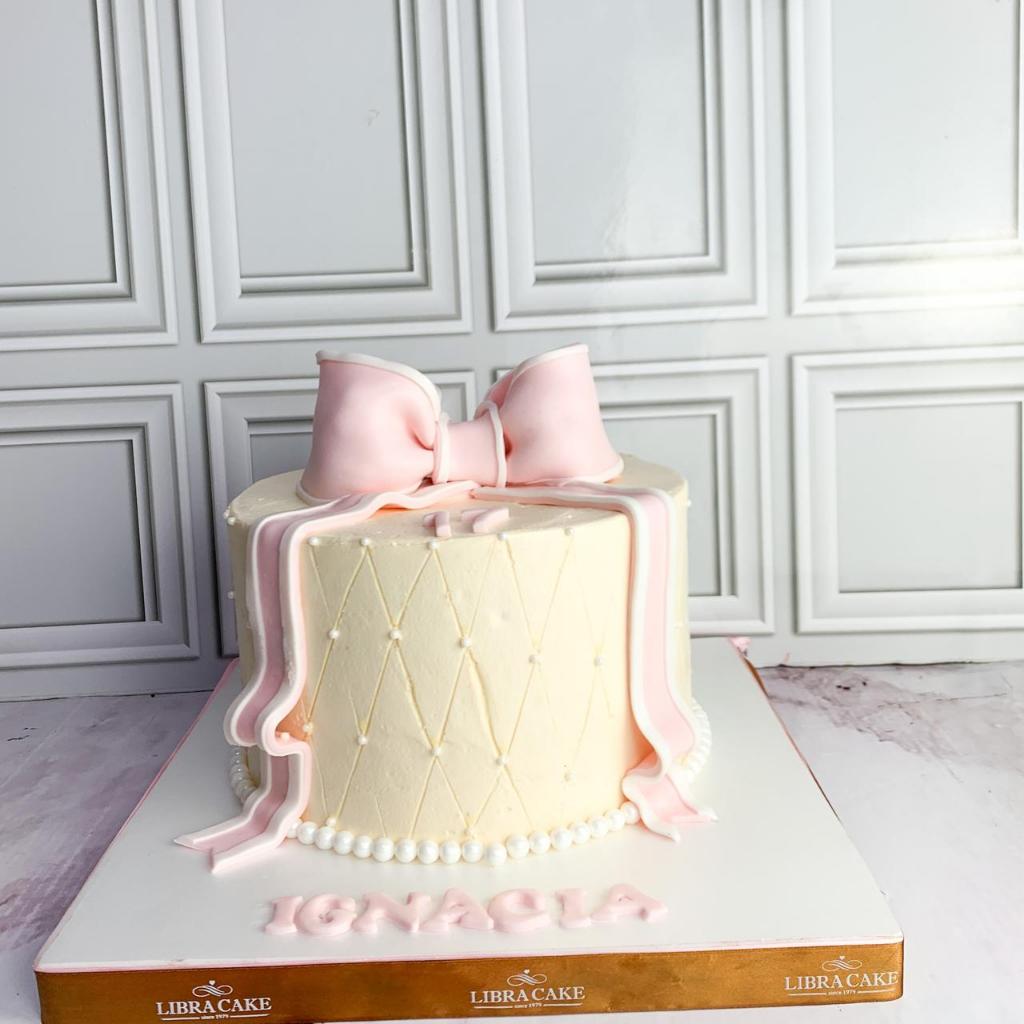 Kue Ulang Tahun/Birthday Cake/Kue Ultah Tema Pita/Pita Cake/Kue Birthday jakarta