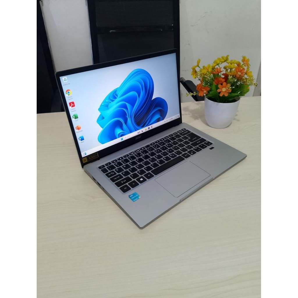 Acer Swift SSD 512gb Mulus Laptop 2jutaan Laptop Sekolah Kuliah Kerja