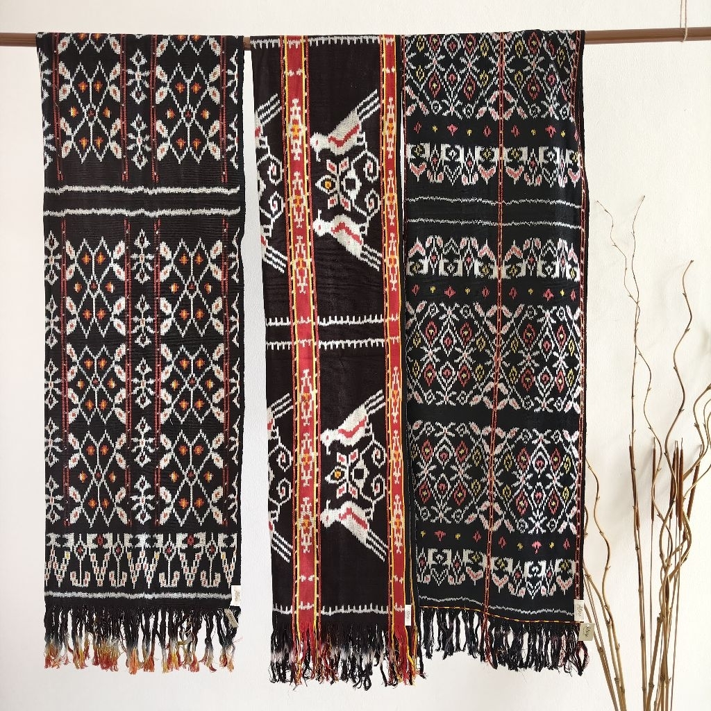 Aneka kain tenun asli dari pulau Sabu&Rote, NTT - Set kain selendang