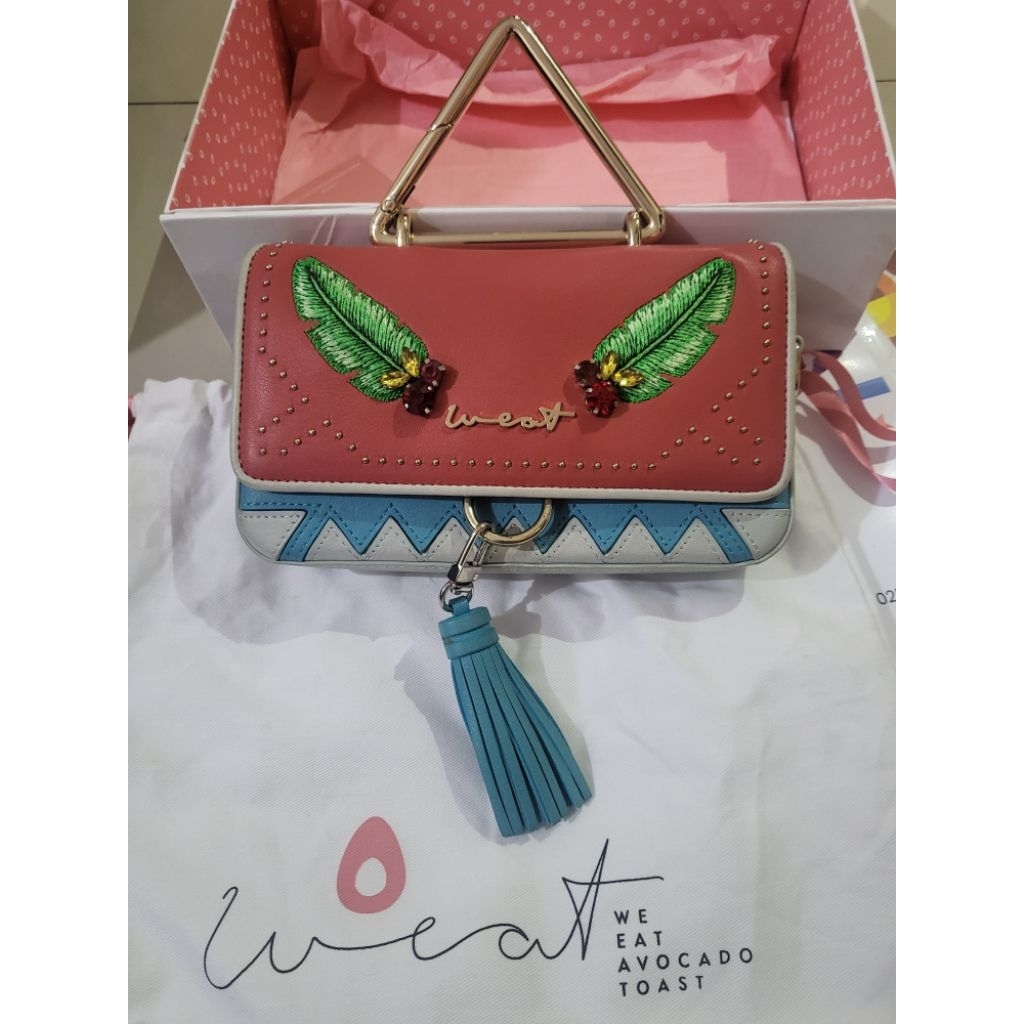 preloved weat bag we eat avocado toast