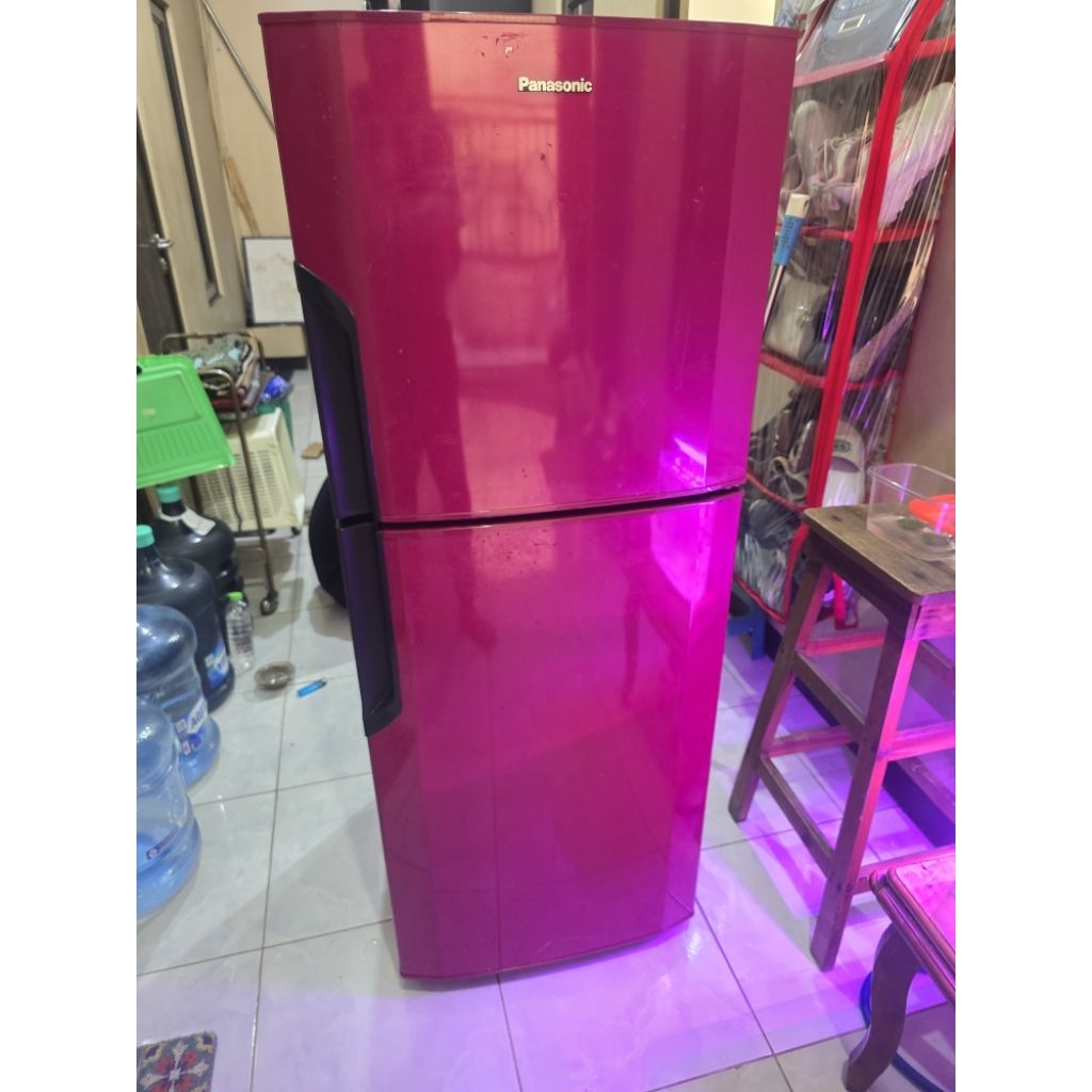 kulkas 2 pintu panasonic