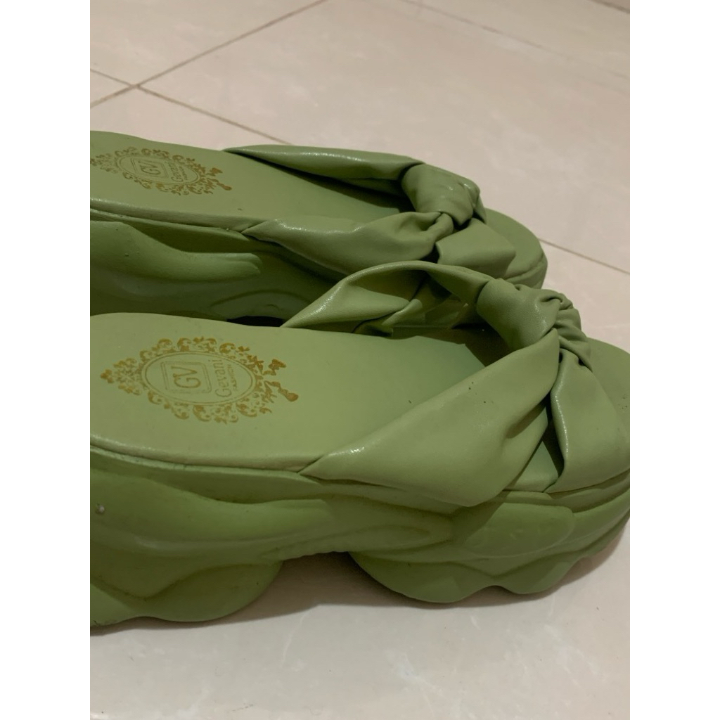 new sandal flat platform gevani green pastel fashion size 37