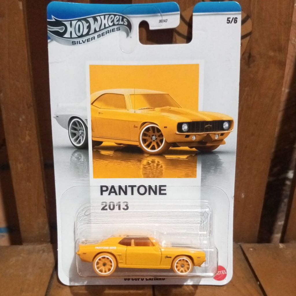 HOTWHEELS PANTONE 69 COPO CAMARO