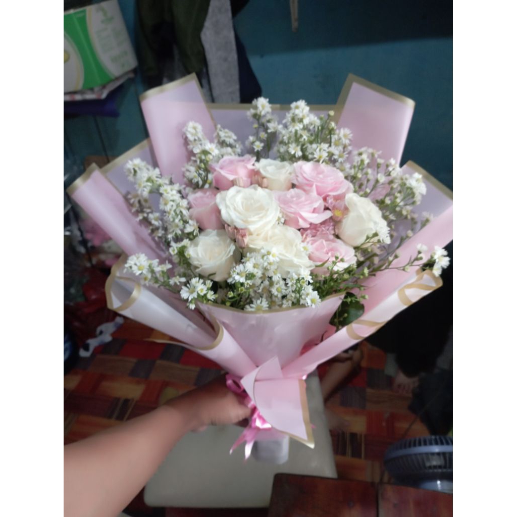 Buket Mawar pink,putih Buket bunga asli fresh