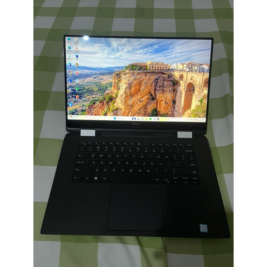 Dell XPS 15 Laptop