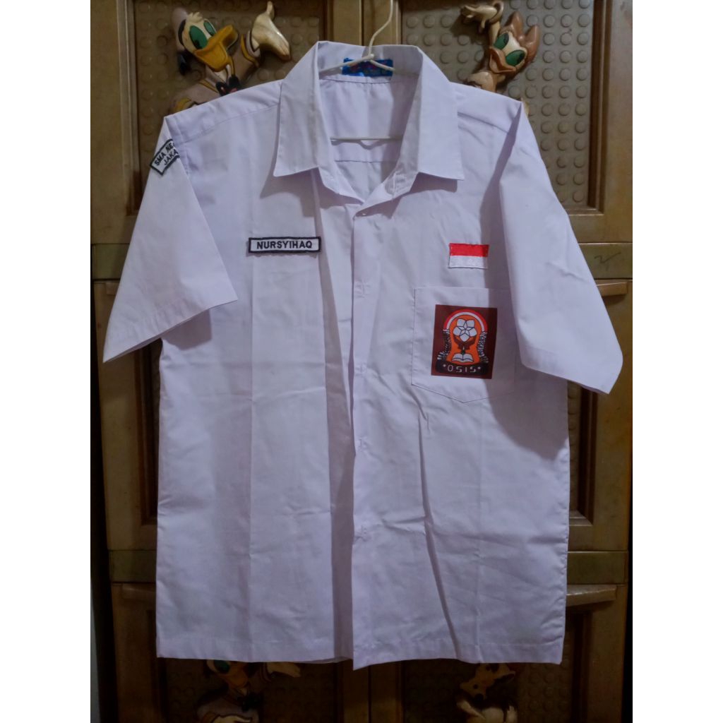 Preloved_Seragam_Sekolah