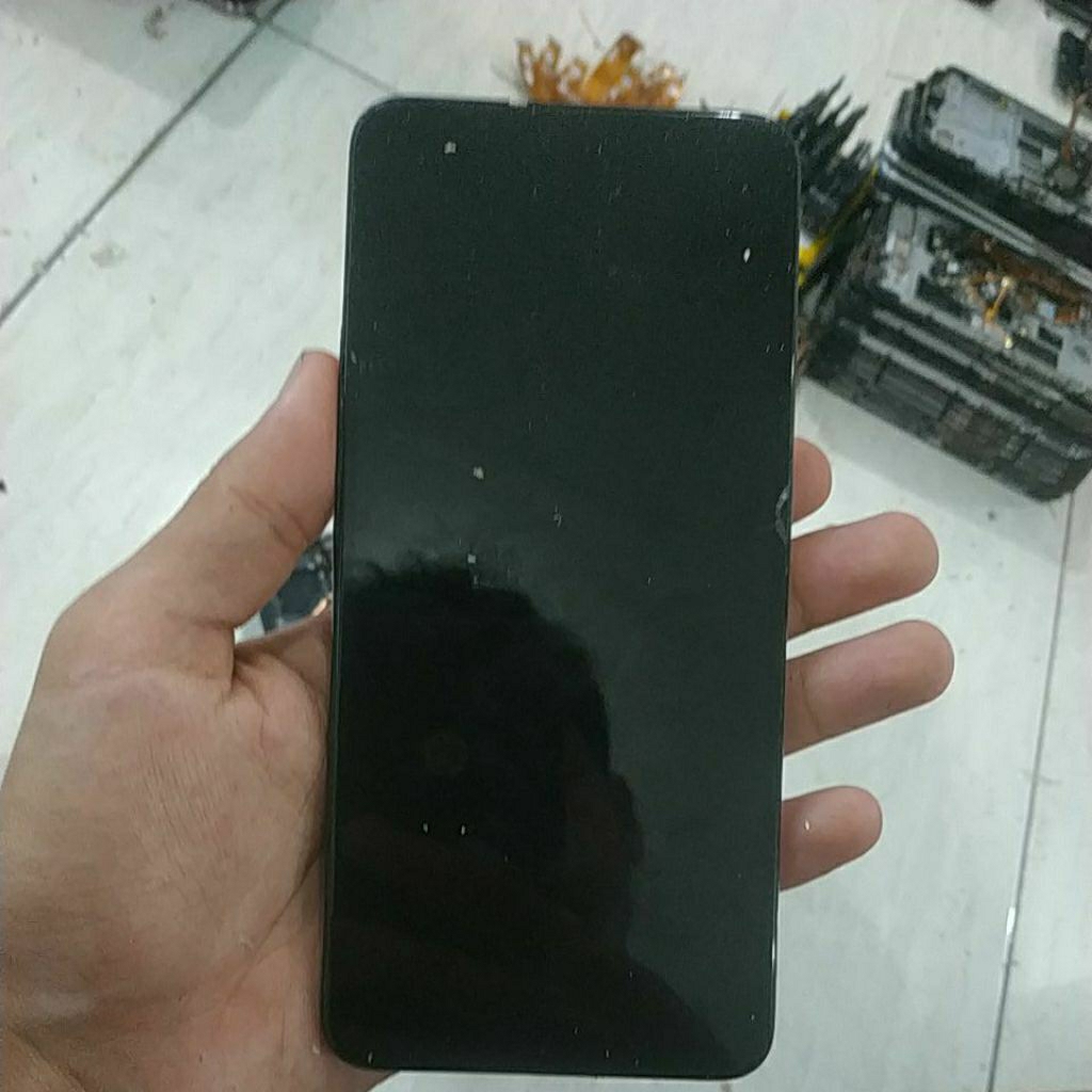 lcd bekas opp f11 pro,lcd oke minus glasss