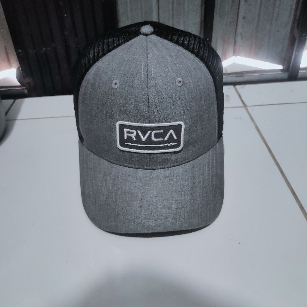 Rvca trucker caps