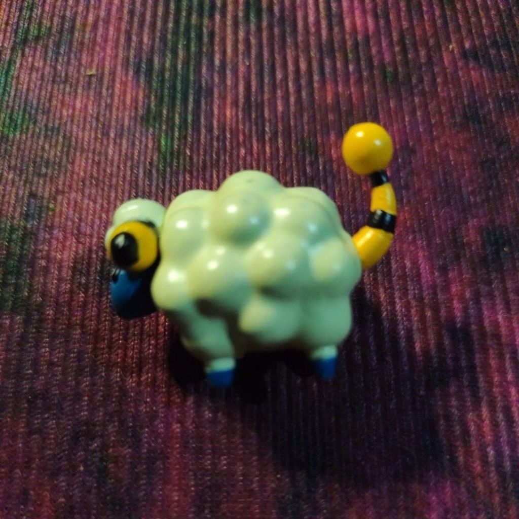 pokemon figure - mareep - tomy