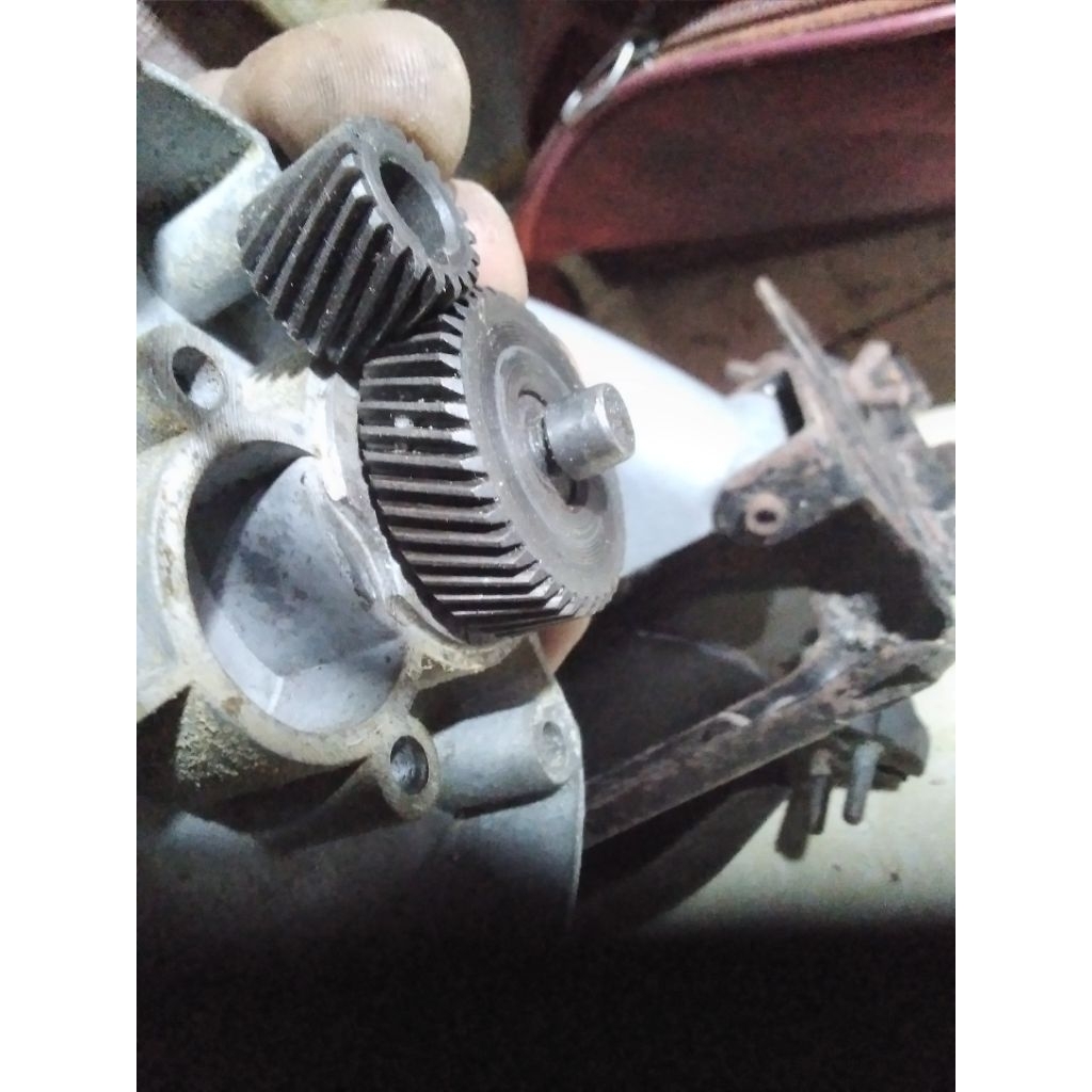 copotan ori gear makita 4100NH