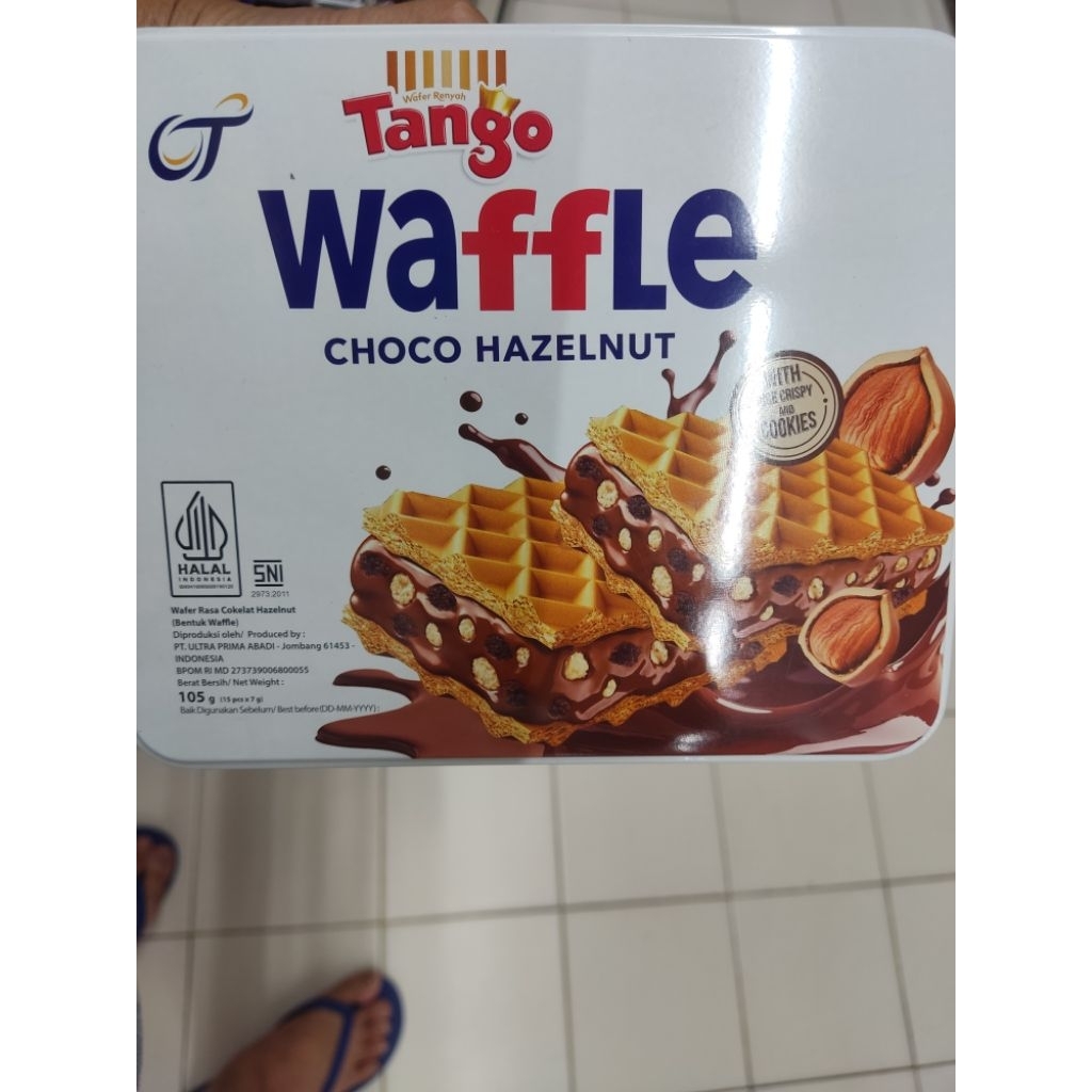 tango waffle kaleng 105 gr